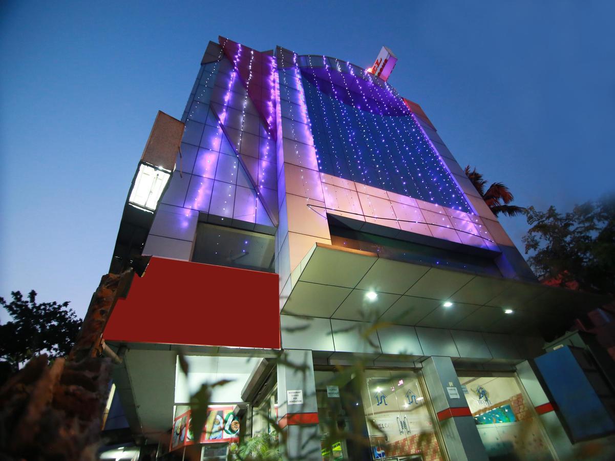 Oyo 4824 Hotel Star Kochi Εξωτερικό φωτογραφία